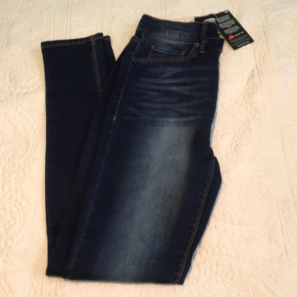 MUDD Jeans